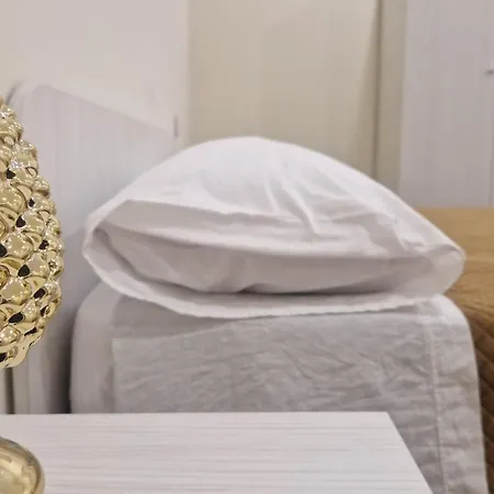 Ferrara 2 בית הארחה 3*